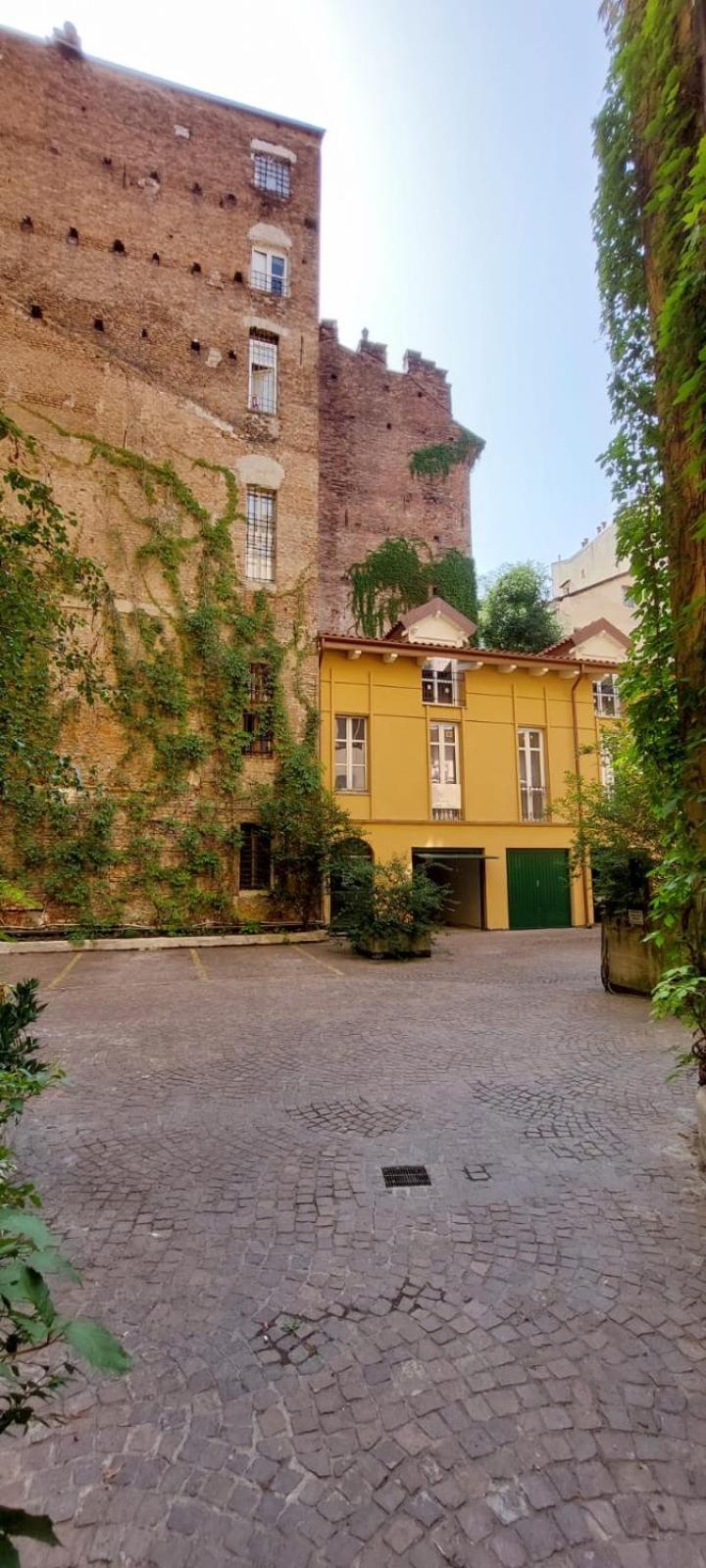 Acadamis - Garibaldi 9 Bis - Piazza Castello Apartment Торино Екстериор снимка
